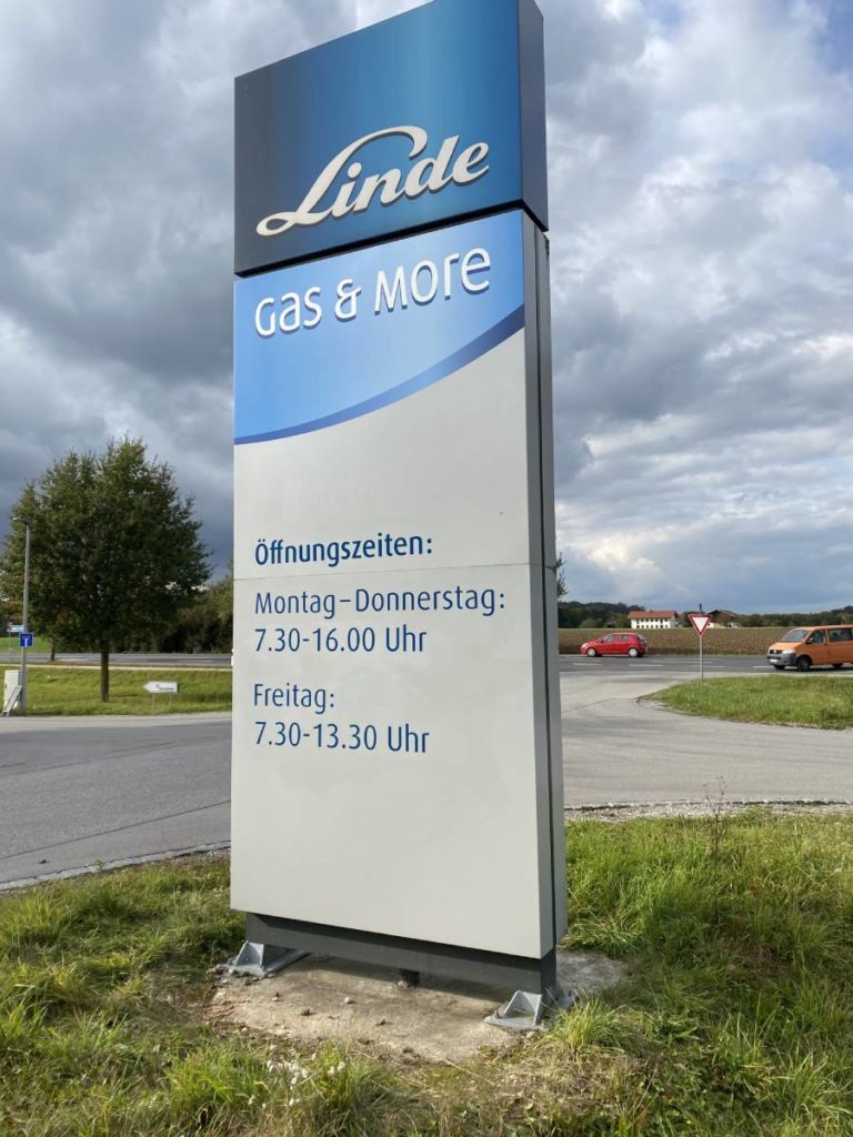 firmenschild aufkleber öffnungszeiten
